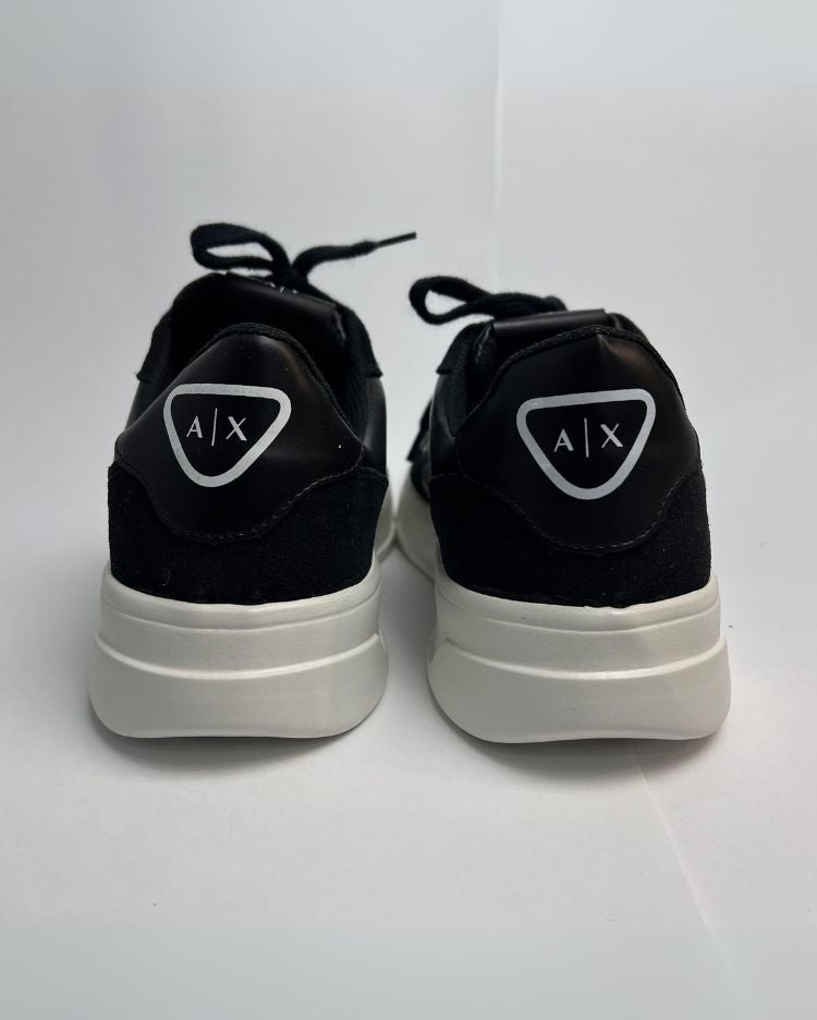 Tênis Armani Exchange Preto Aveludado