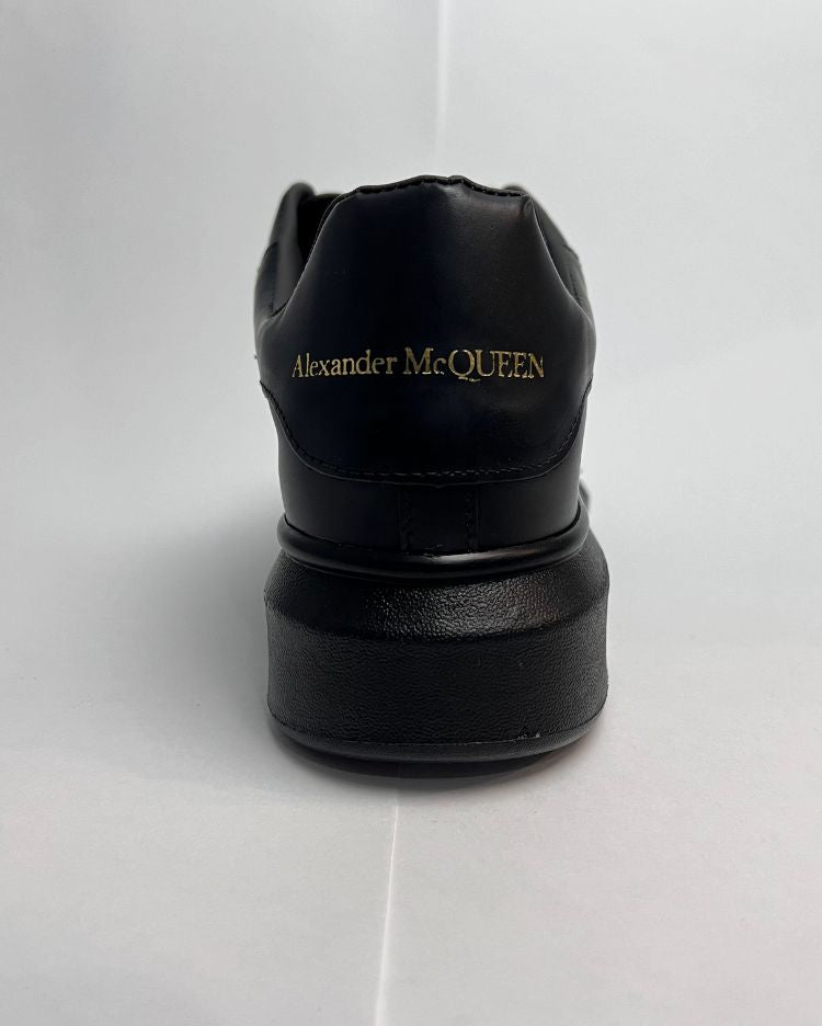 Tênis Alexander McQueen Preto Couro