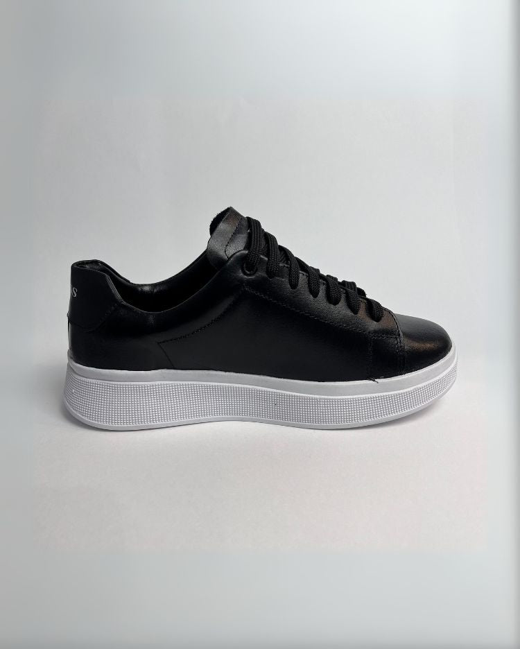 Tênis Boss Preto com Branco Couro