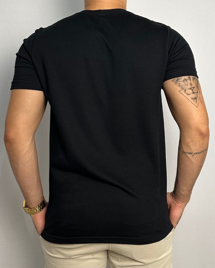 Camisa Texturizada Básica Preto