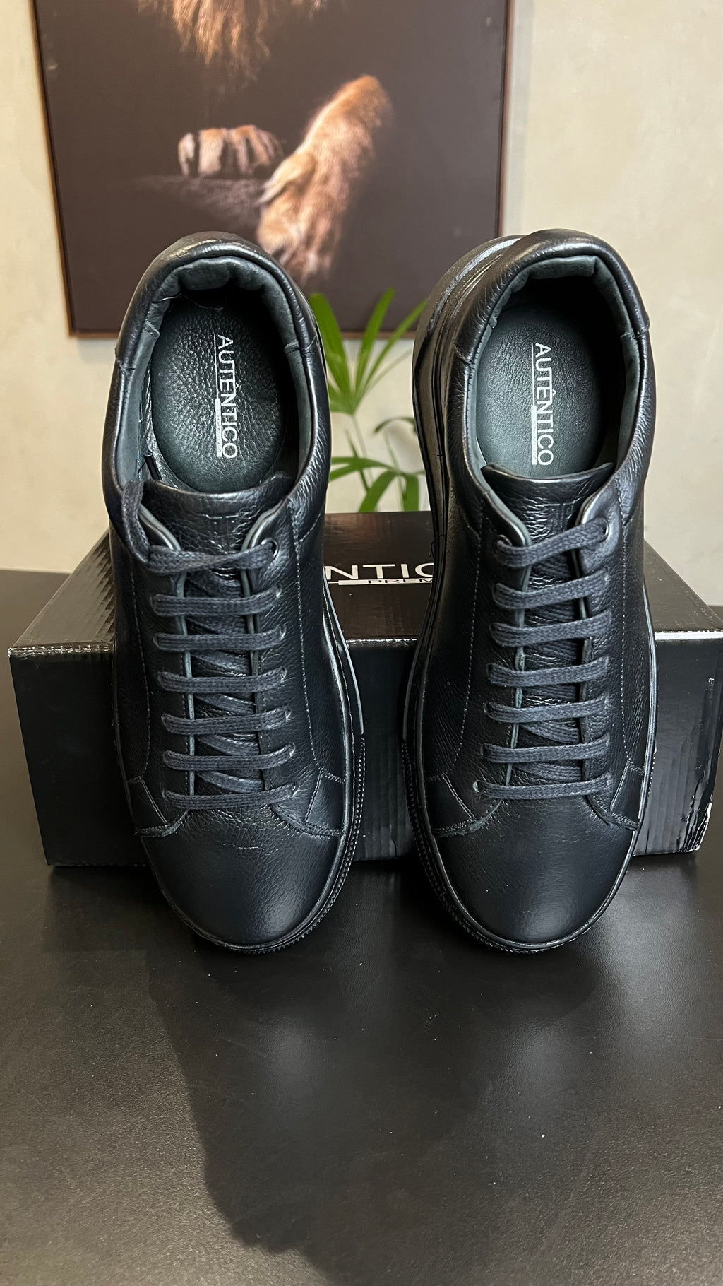 Tênis sneaker couro legítimo AUTÊNTICO