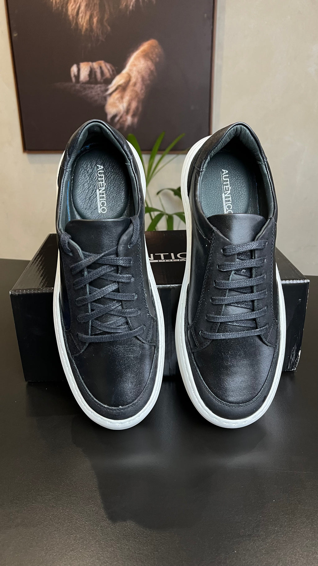 Tênis sneaker couro legítimo AUTÊNTICO