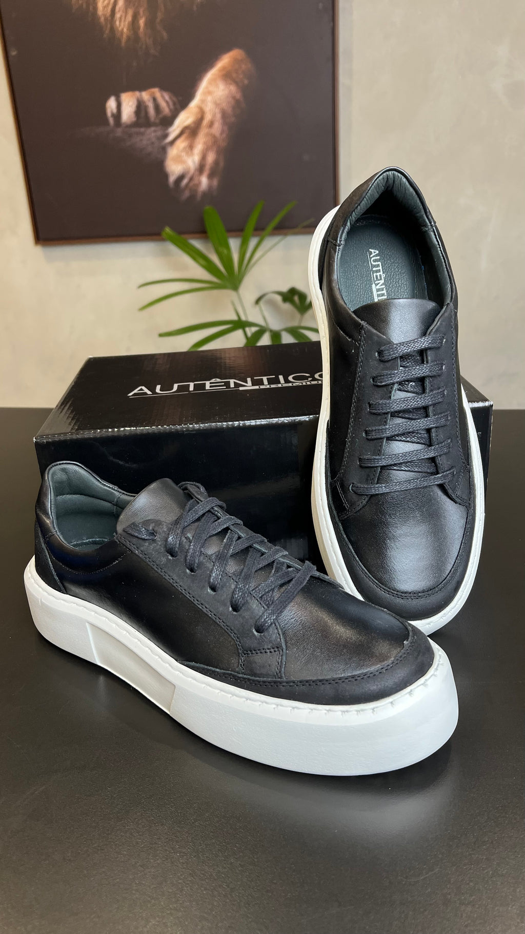 Tênis sneaker couro legítimo AUTÊNTICO