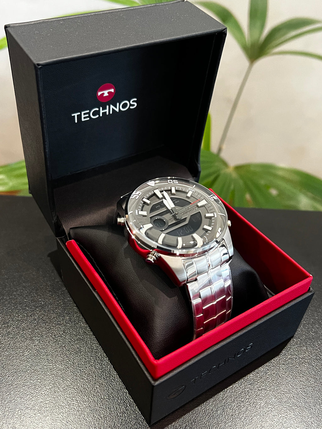 Relógio TECHNOS masculino puls. em aço com caixa