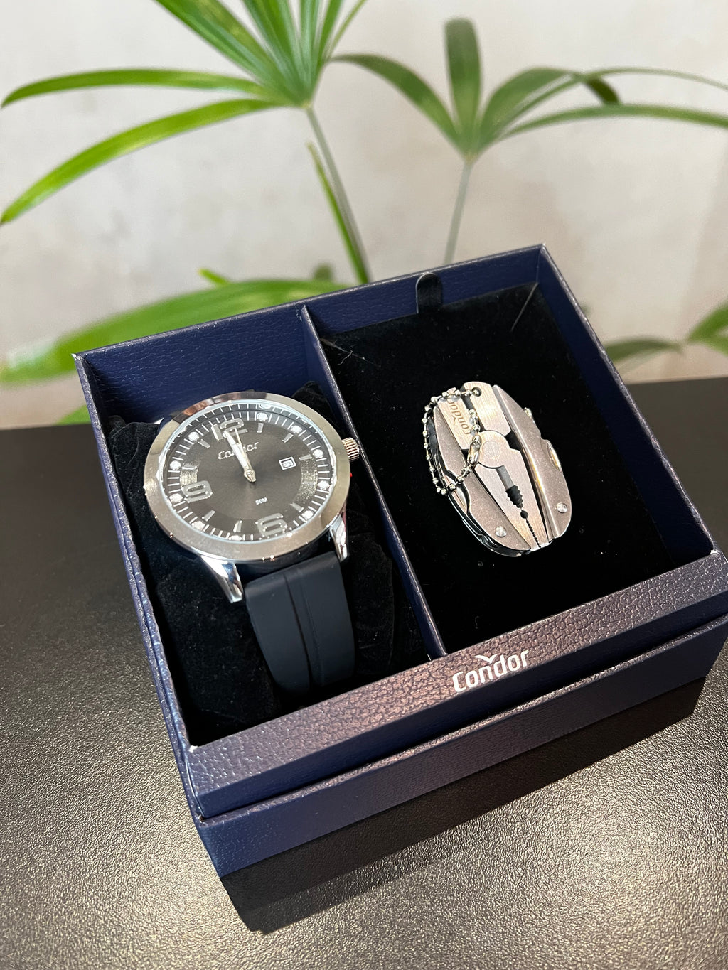 Relógio CONDOR masculino puls. em aço com caixa