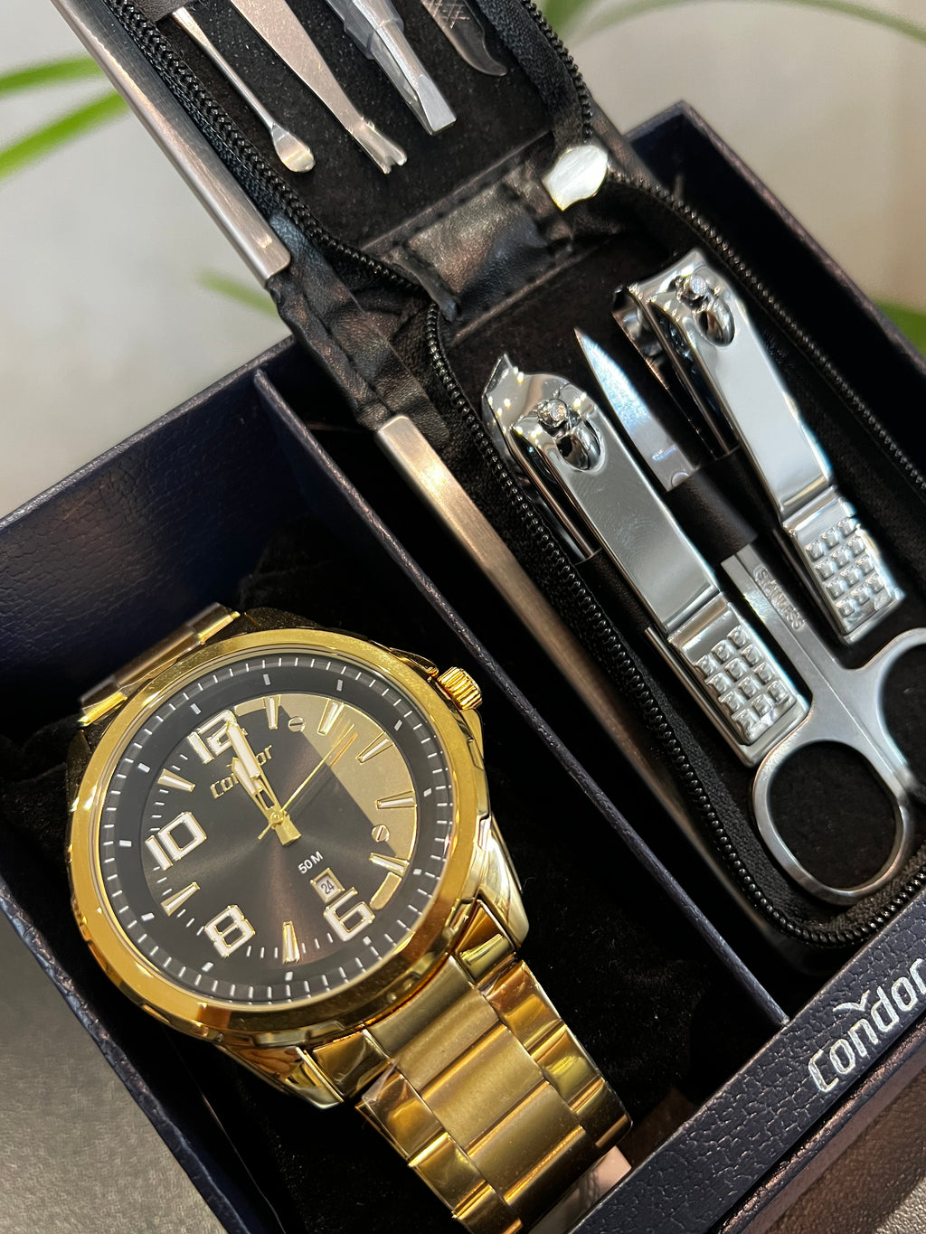 Relógio CONDOR masculino puls. em aço com caixa