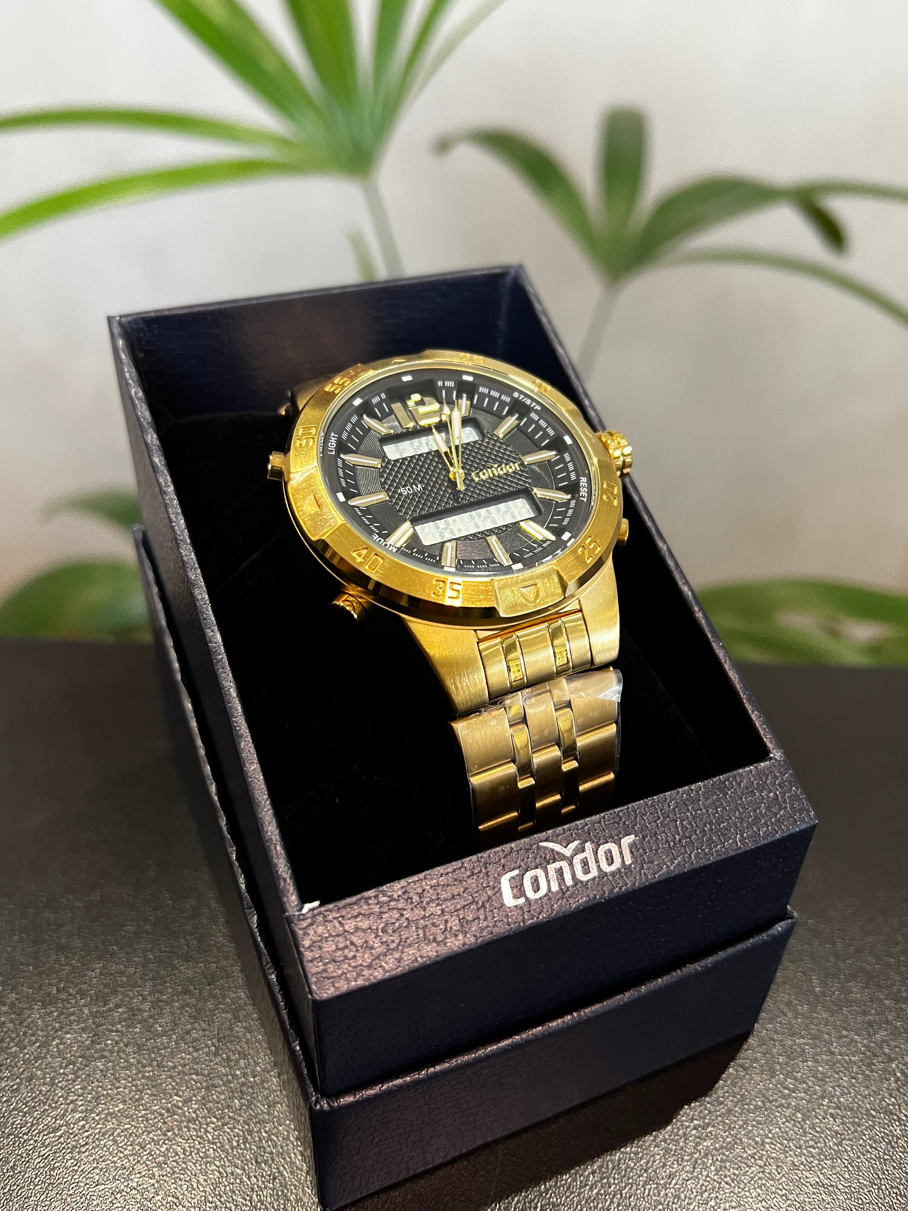 Relógio CONDOR masculino puls. em aço com caixa
