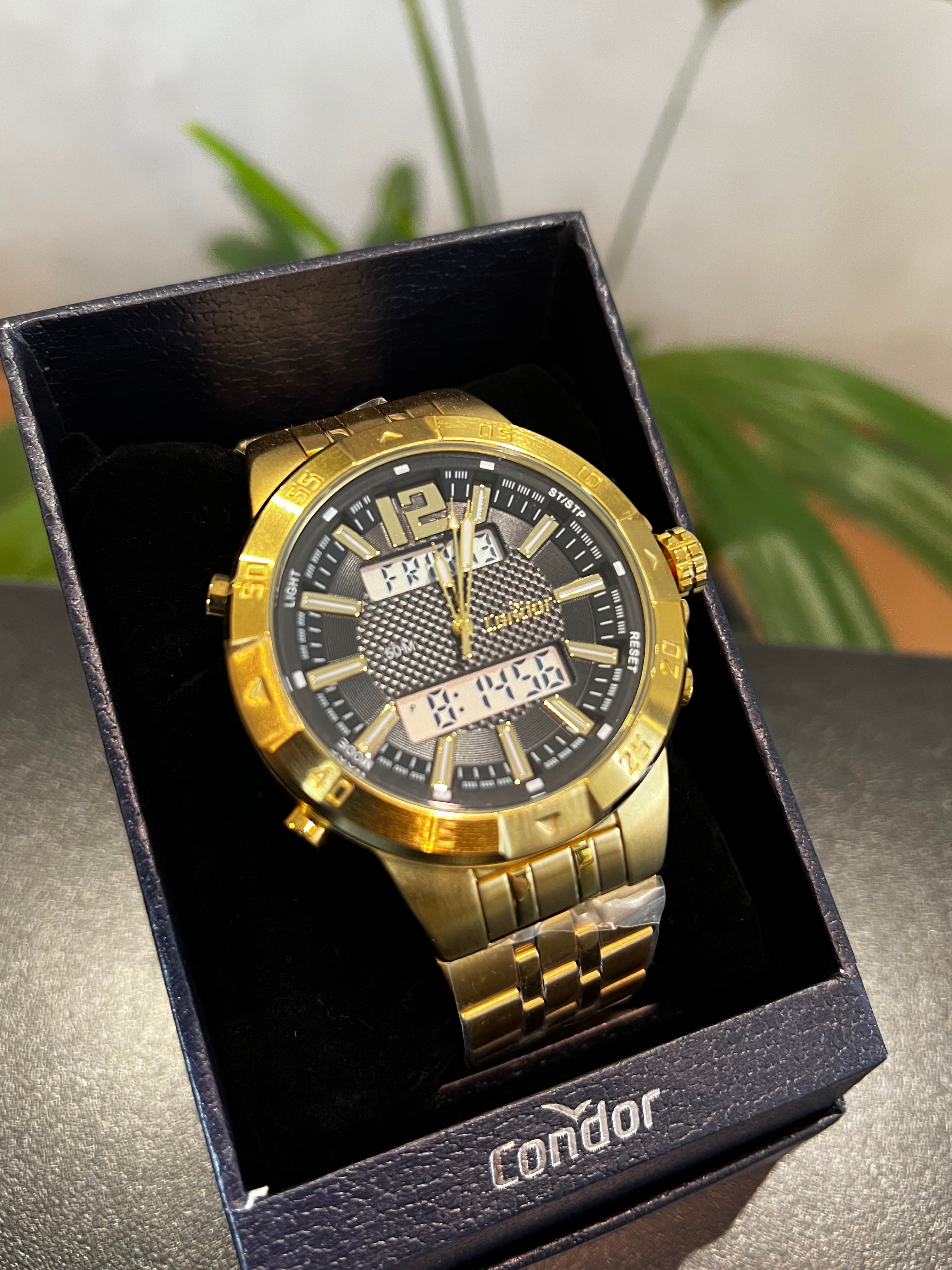 Relógio CONDOR masculino puls. em aço com caixa