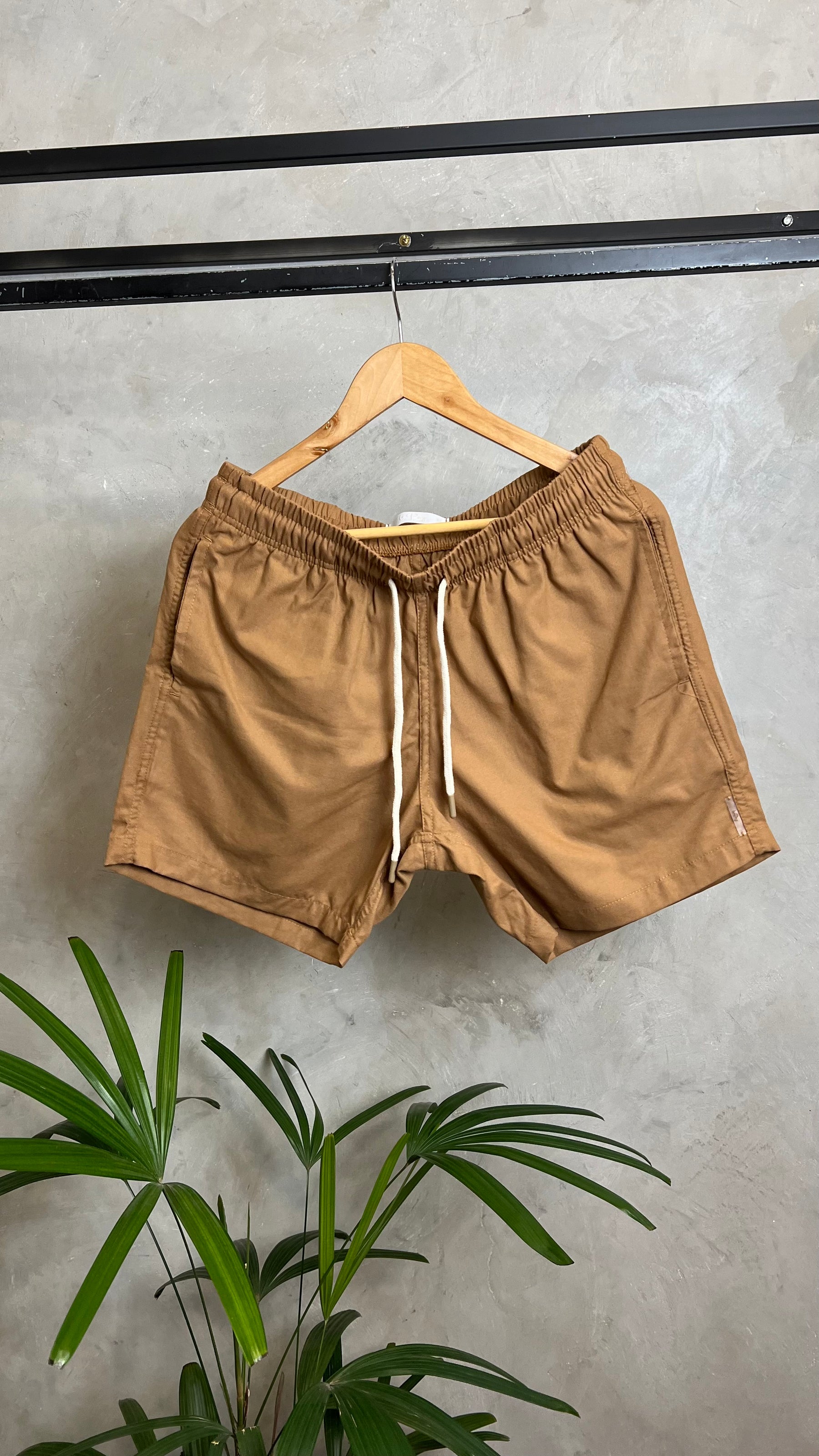 Short linho belga
