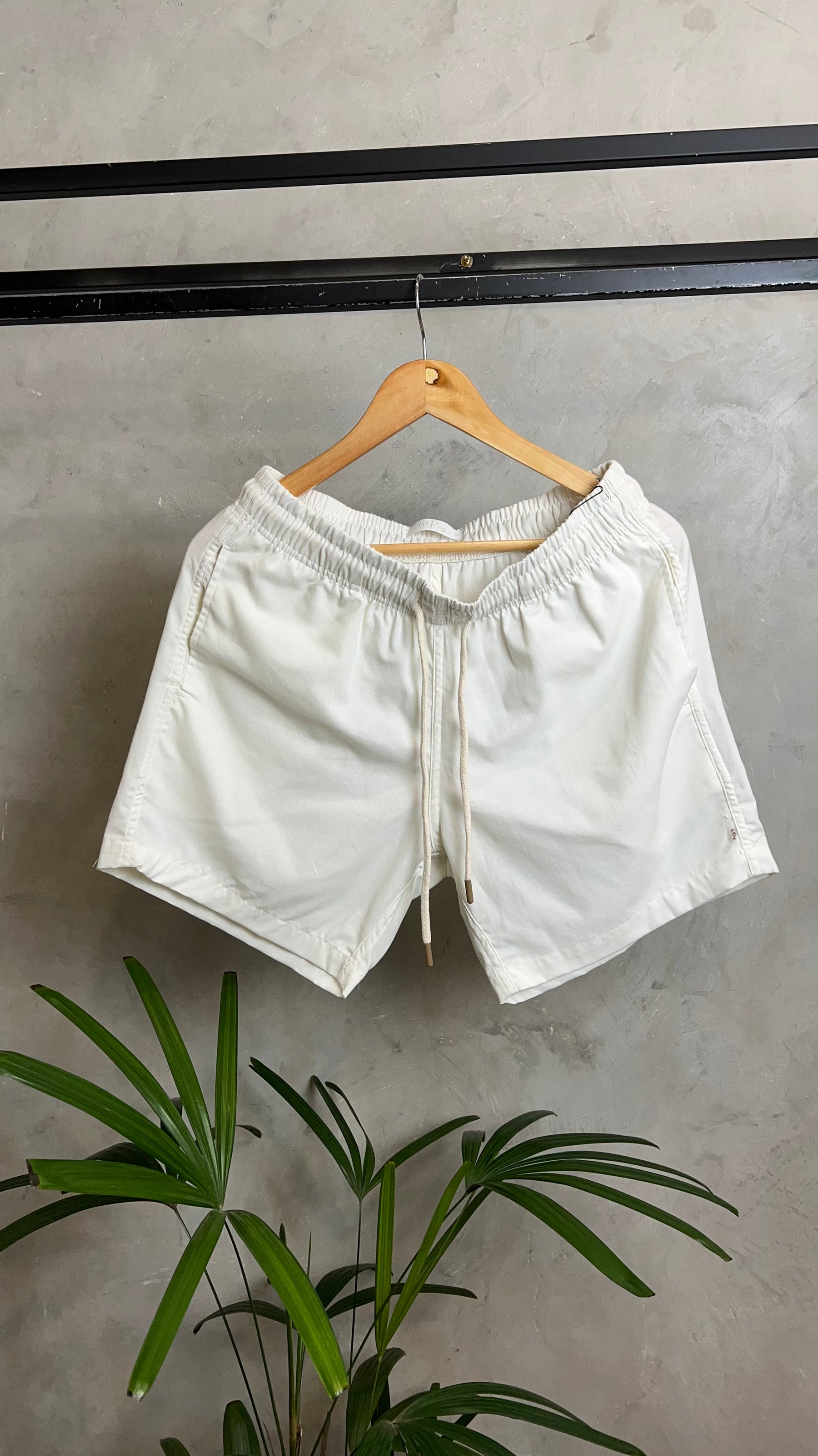 Short linho belga