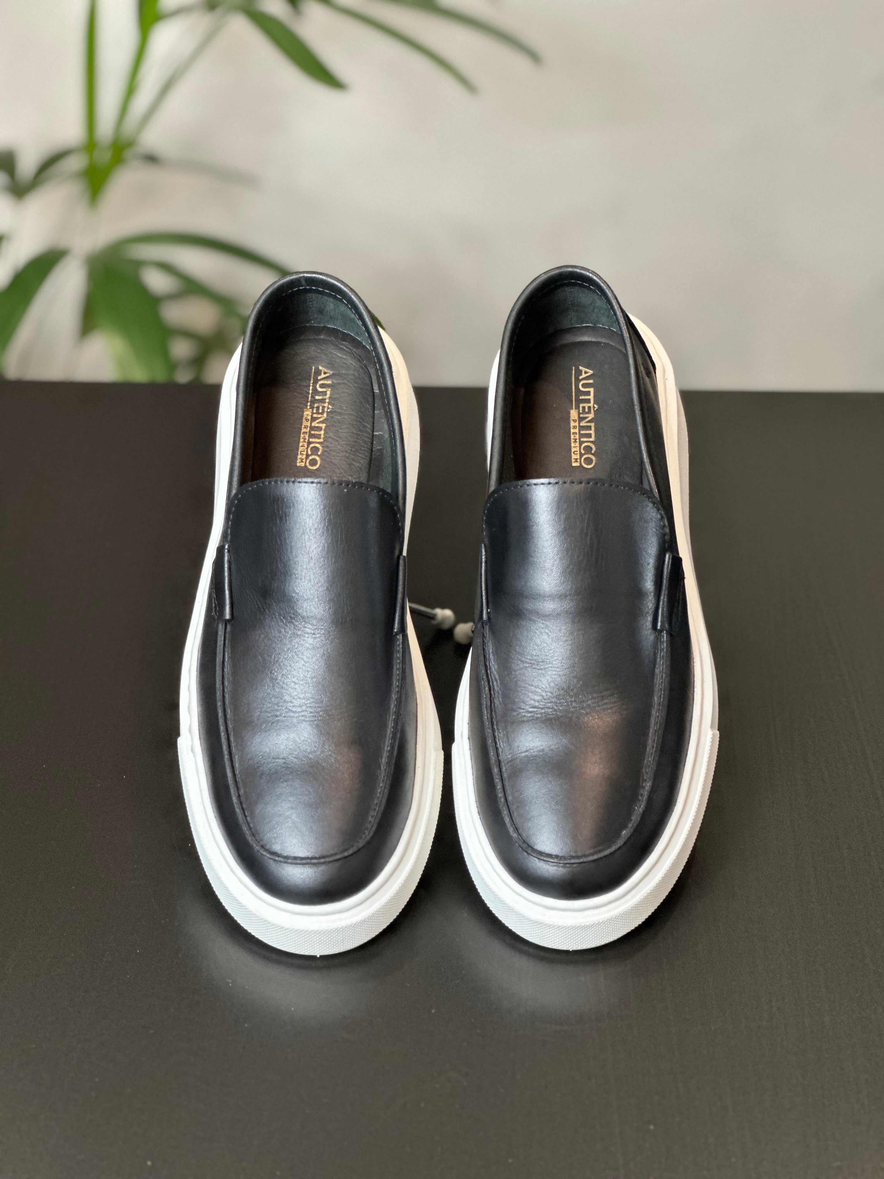 Tênis sneaker couro legítimo AUTÊNTICO