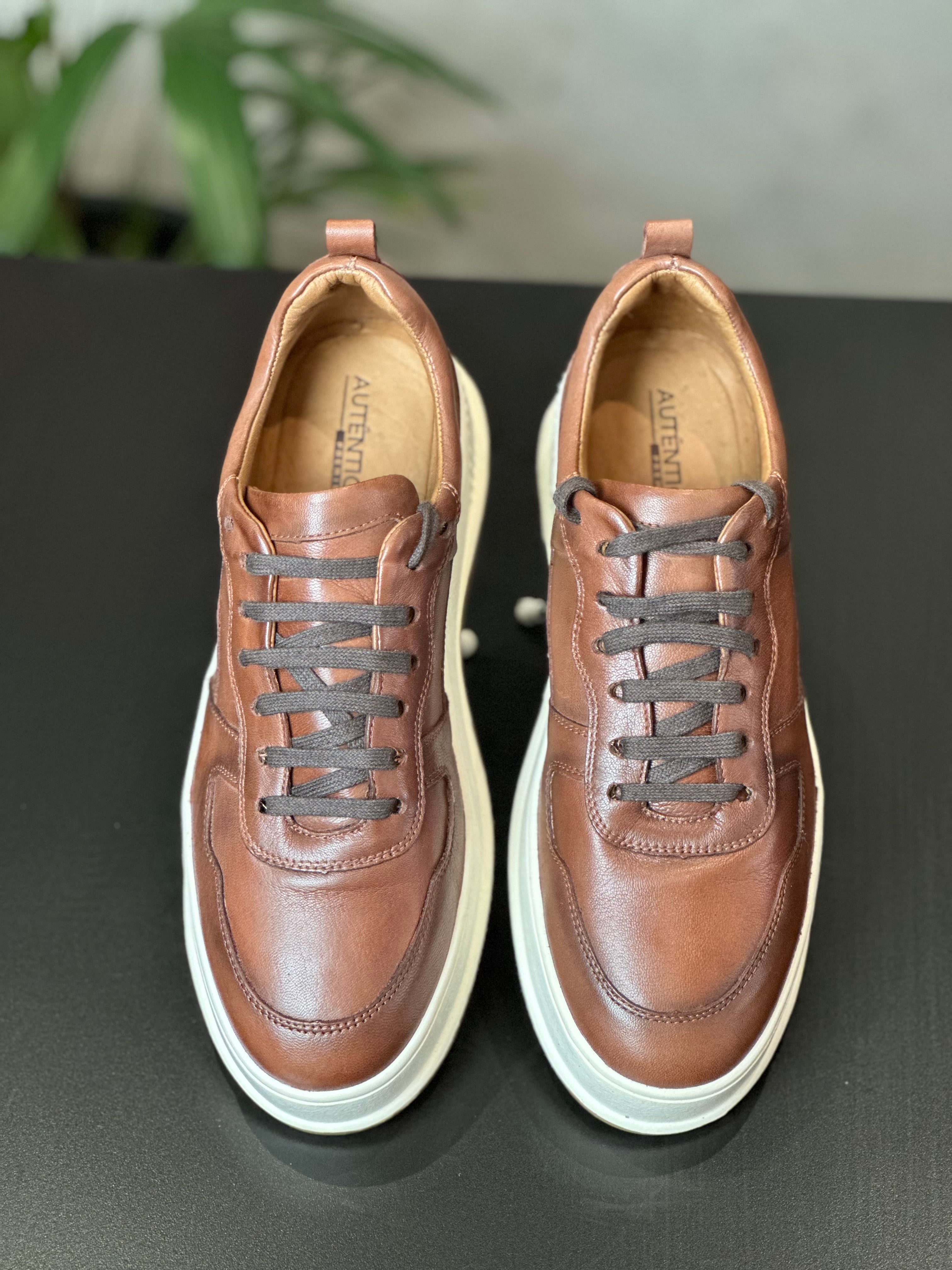 Tênis sneaker couro legítimo AUTÊNTICO