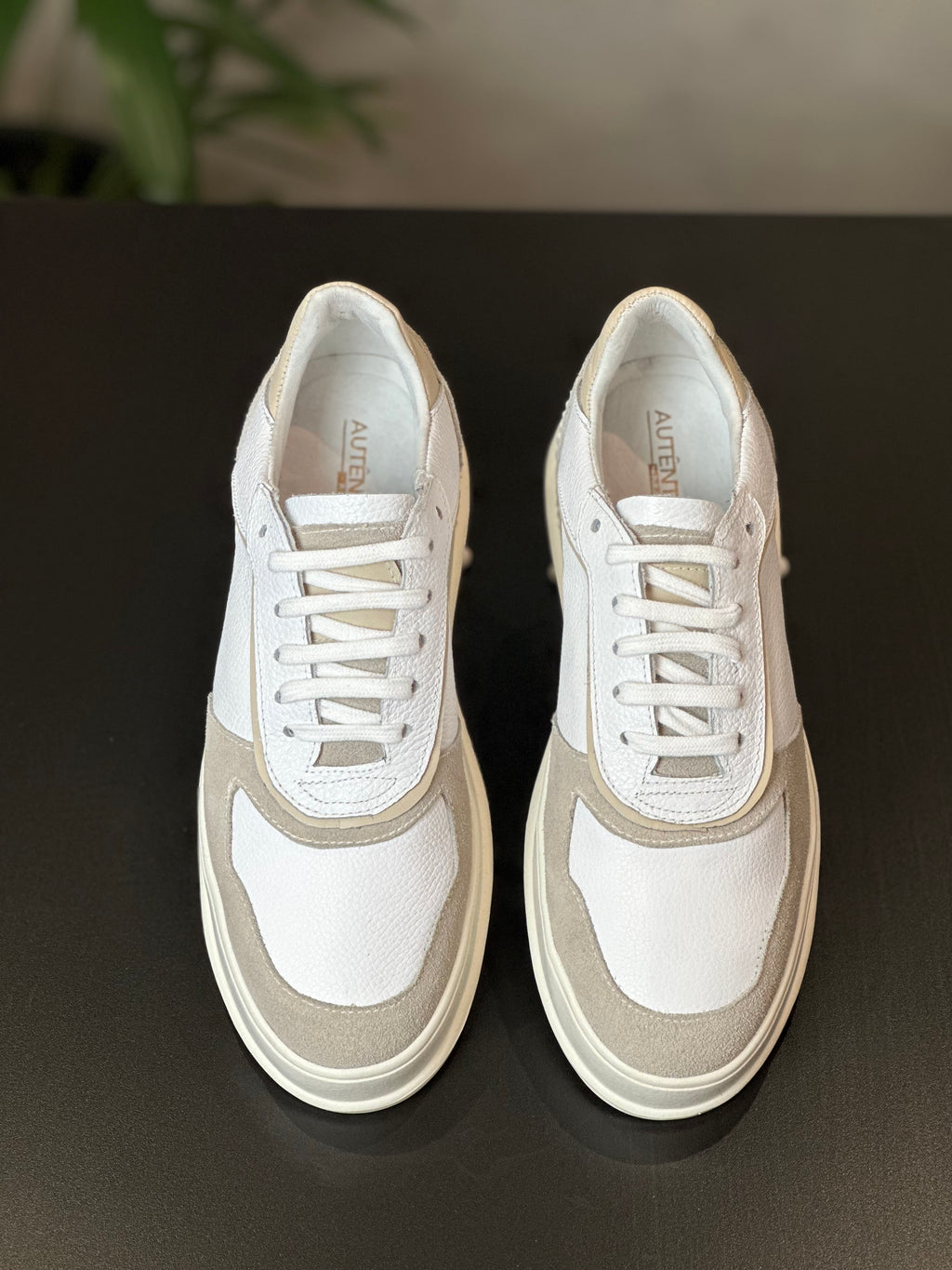 Tênis sneaker couro legítimo AUTÊNTICO