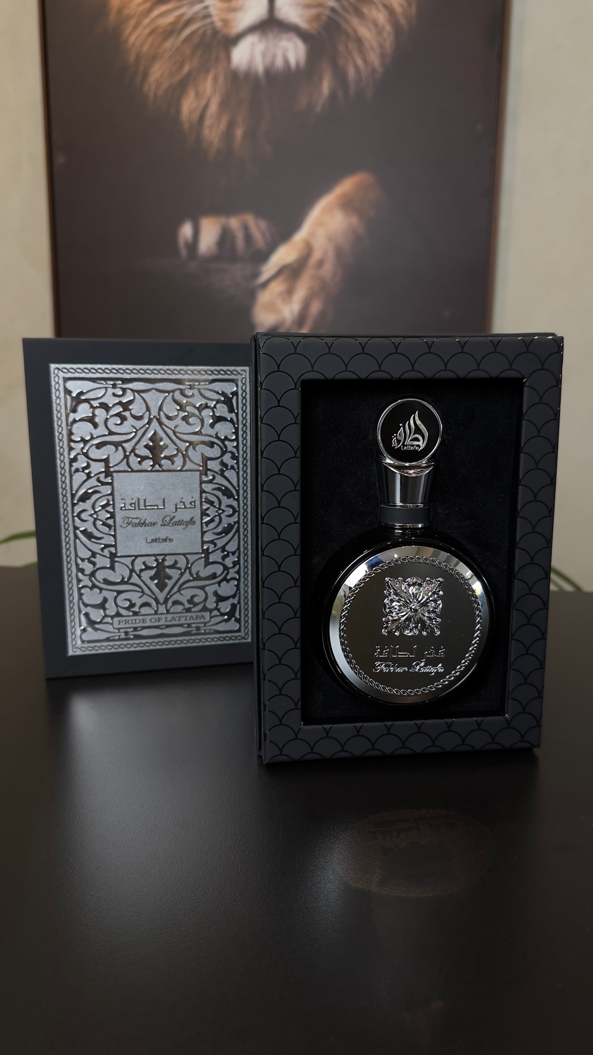 FAKHAR LATTAFA [prata] - perfume árabe